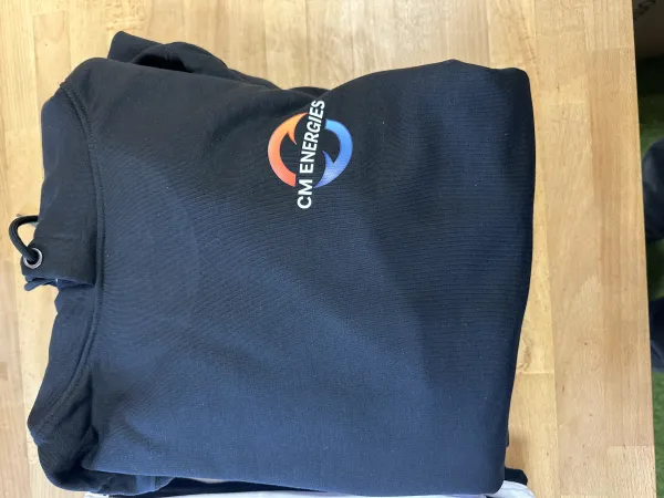 Sweat noir CM Energies