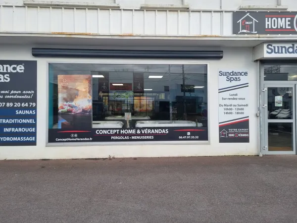 Habillage vitrine Concept Home & Vérandas - Sundance Spas