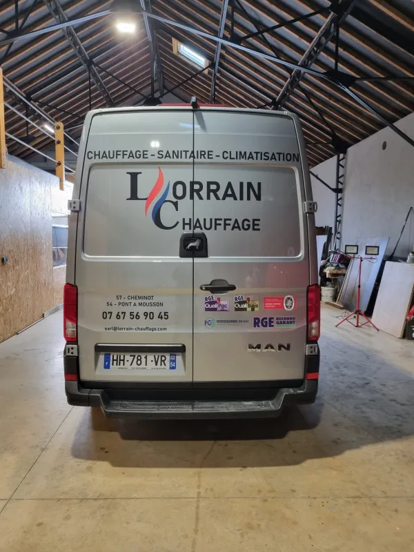 Marquage fourgon MAN Lorrain Chauffage - vue arrière